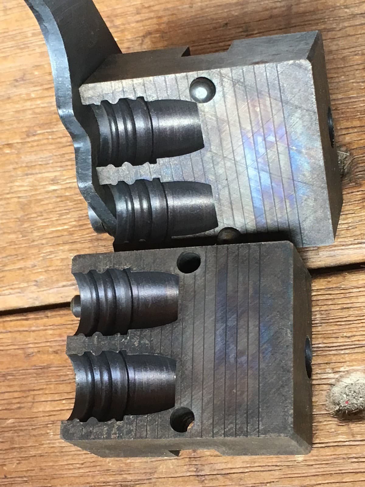 LYMAN BULLET PISTOL MOULD MOLD 45 CAL 452490 4