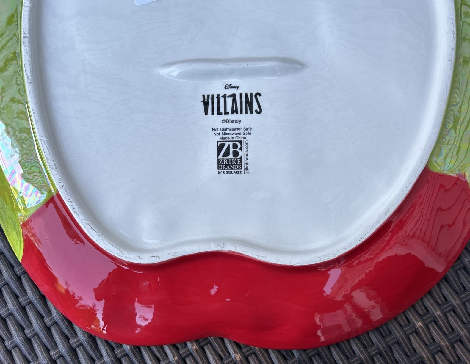 Disney Villains Evil Queen Poison Apple Platter Iridescent Hand Painted 14in New 4