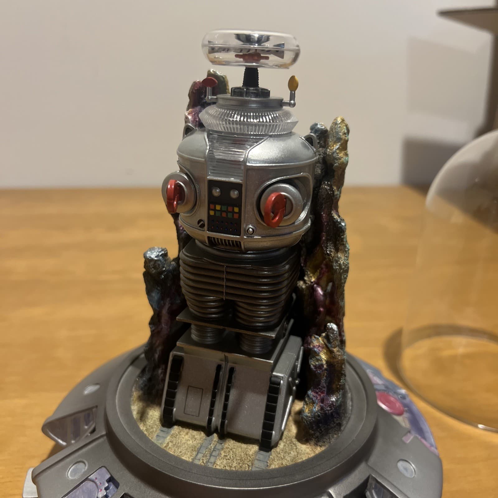 LOST IN SPACE B9 ROBOT  - Talking Domed Figure - Tested Works - Limited Edition 4