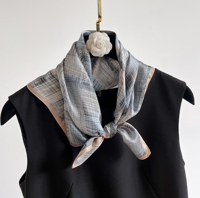 100% Mulberry Silk 20" Square Scarf Women Neckerchief Wrap Magic Weave - Grey 4