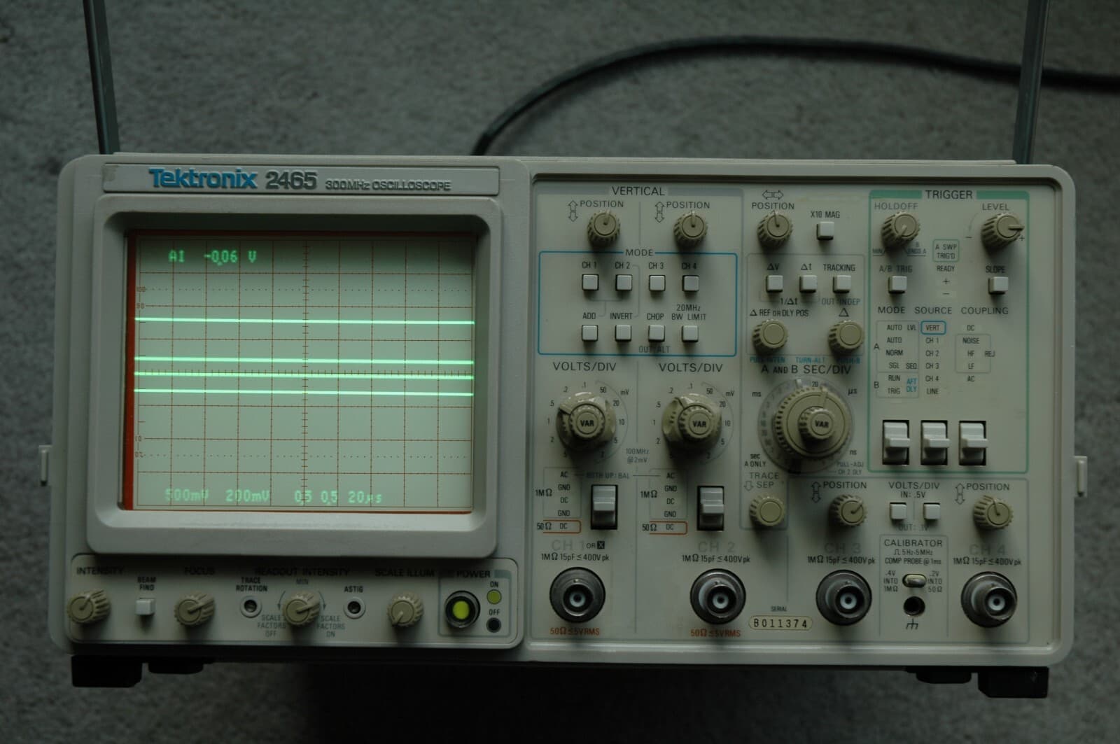 Calibrated,  Refurbished Tektronix 2465 300 MHz Oscilloscope 3