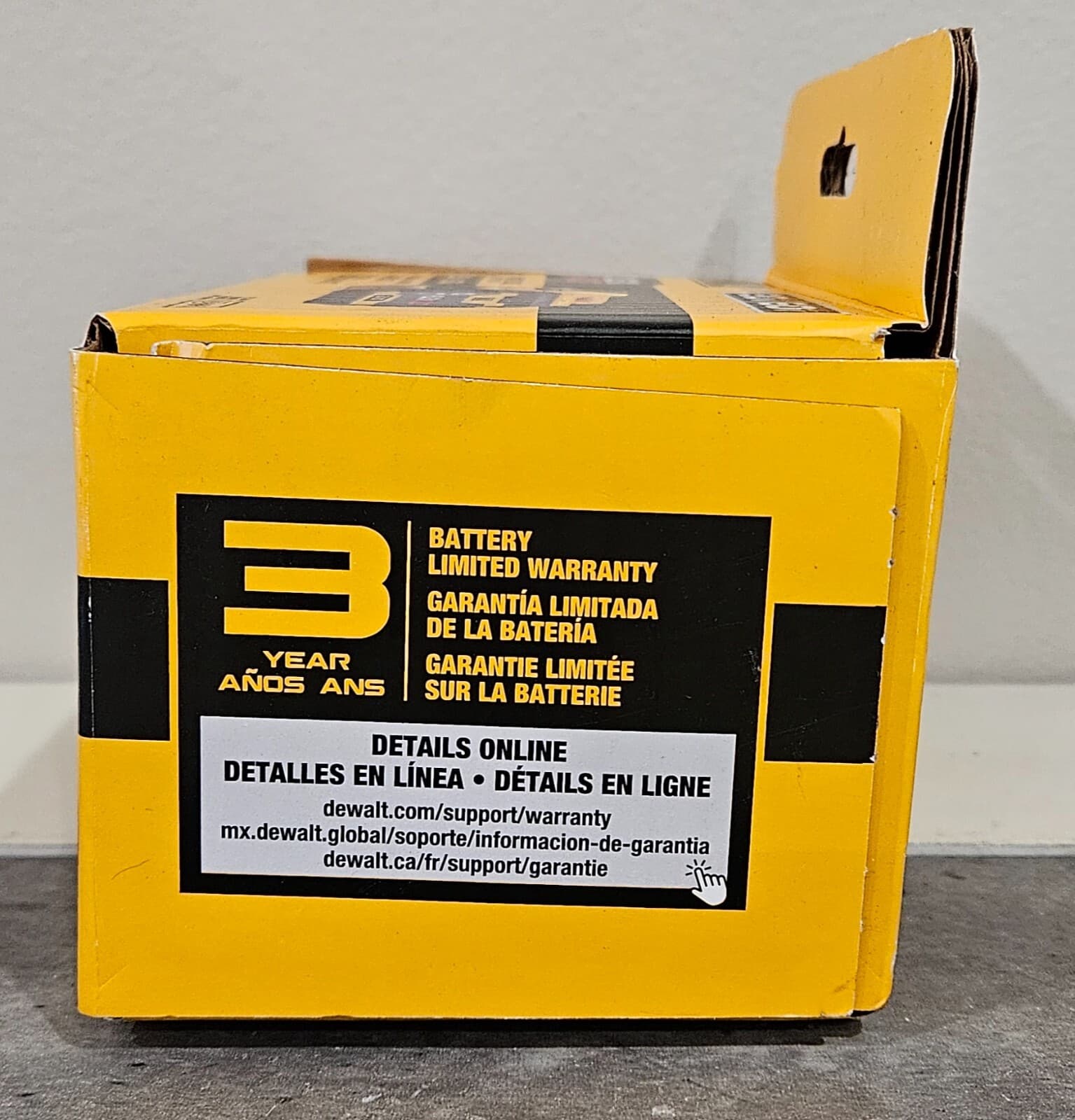 DeWALT DCB609 FlexVolt 20V / 60V MAX 9.0Ah 9 AH Lithium-Ion Battery 2025 3