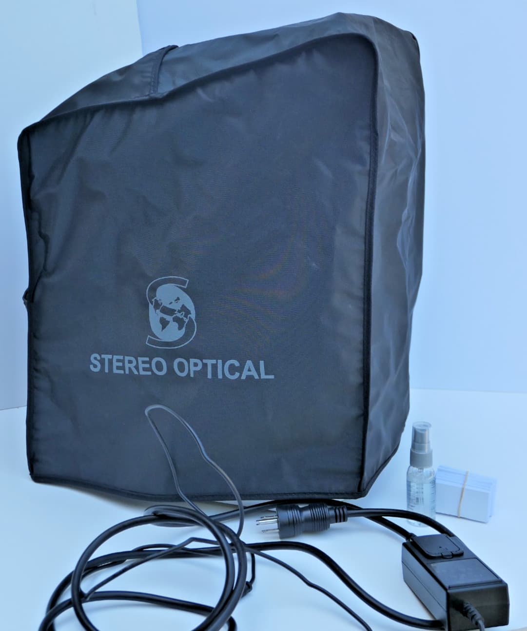 TESTED- STEREO OPTICAL OPTEC 5000P VISION TESTER MANUEL CONTROL 24V WITH COVER 2