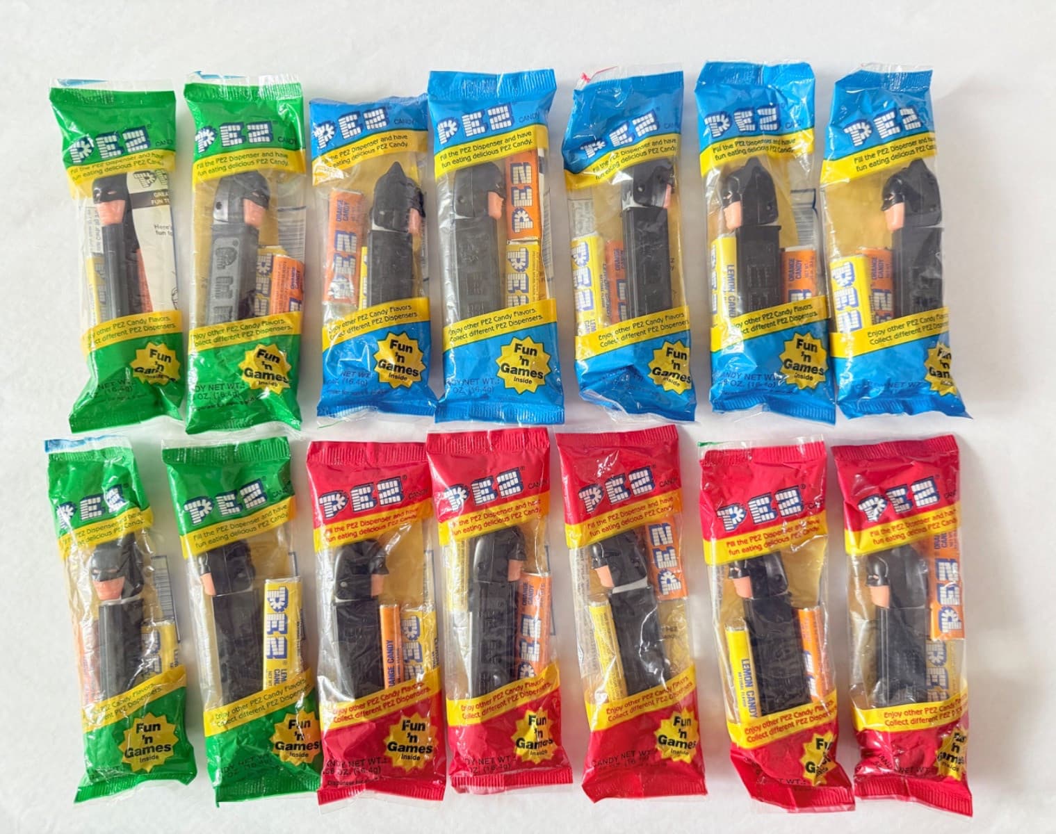 14 VTG 1985 PEZ DC Comics Batman Black Mask Hood Stem Slovenia 4.9 New Sealed