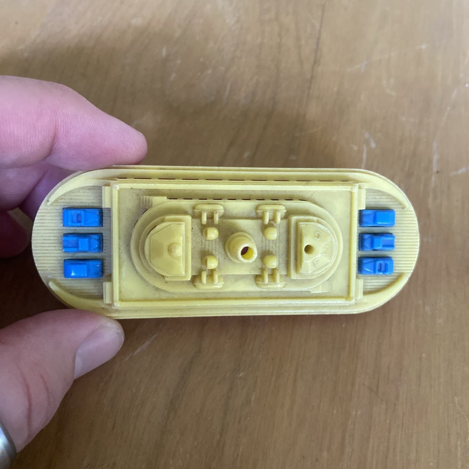 Renwal Ferry Boat Hard Plastic No. 140 USA with Wheels VINTAGE 2