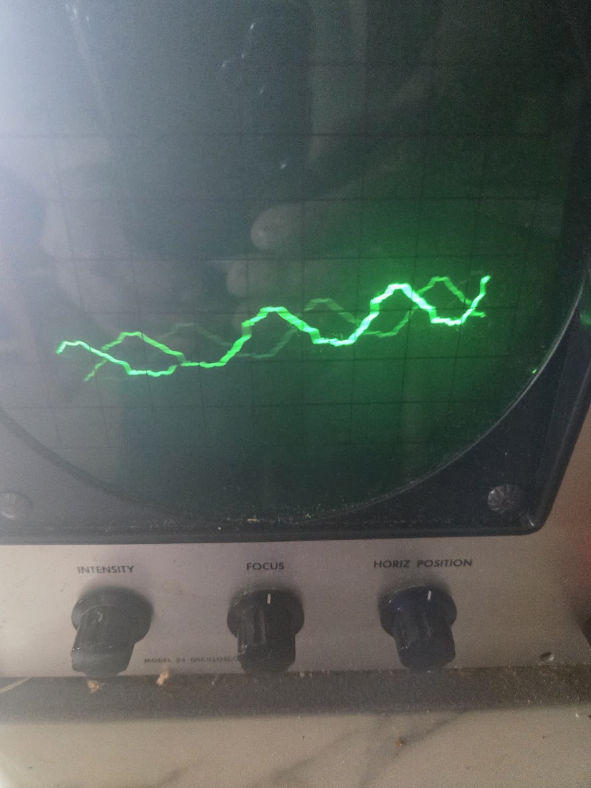 Devry Bell & Howell Schools Model 34 Oscilloscope IN BOX! 2