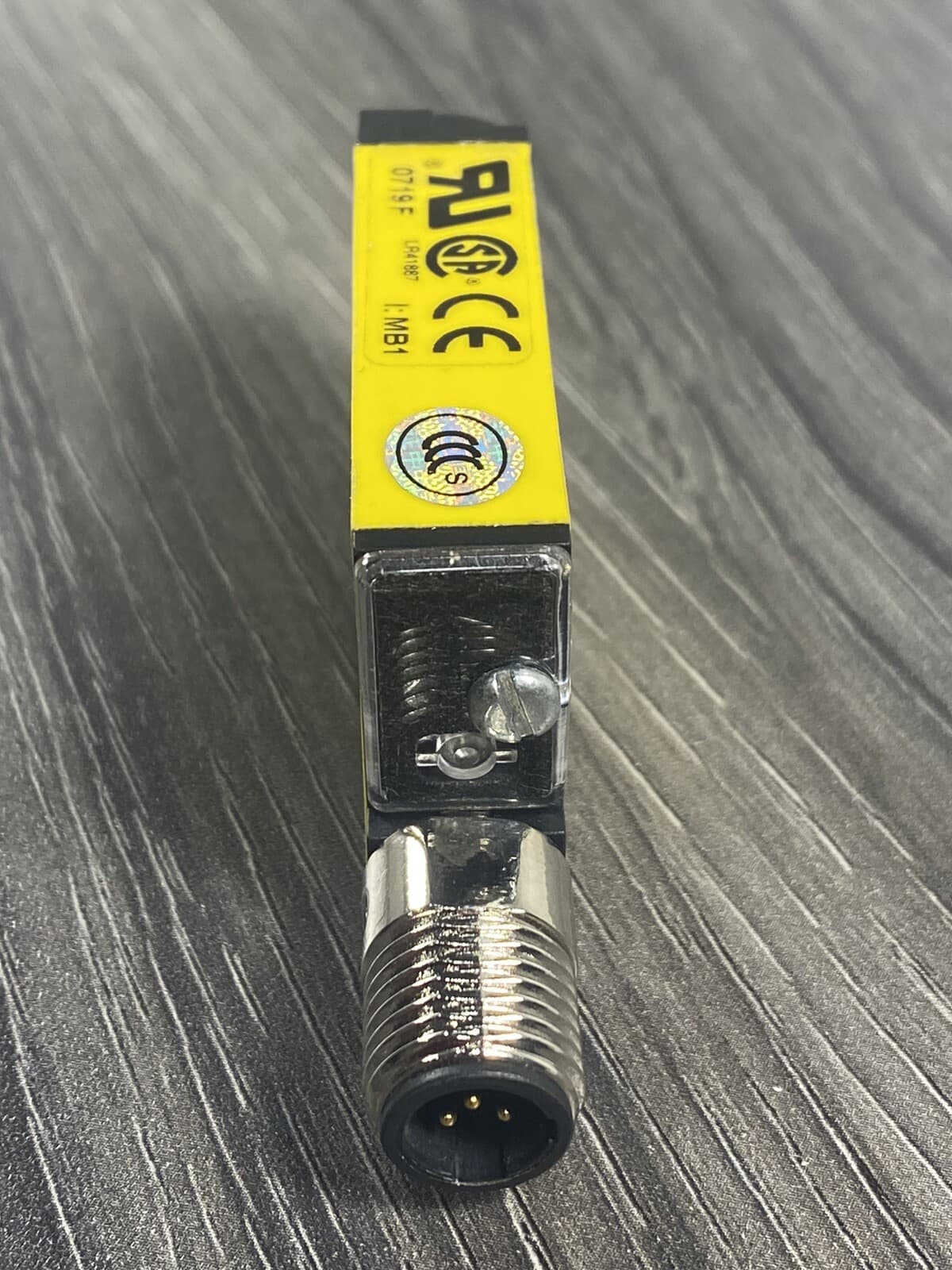 Banner Engineering SM2A312FPQD Mini-Beam Fiber Optic Sensor  24-240VAC - USA 3