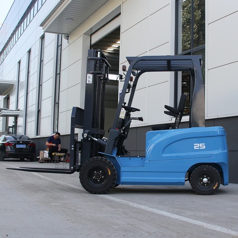 2.5 ton 5500 lb electric forklift with charger and lead acid battery 6