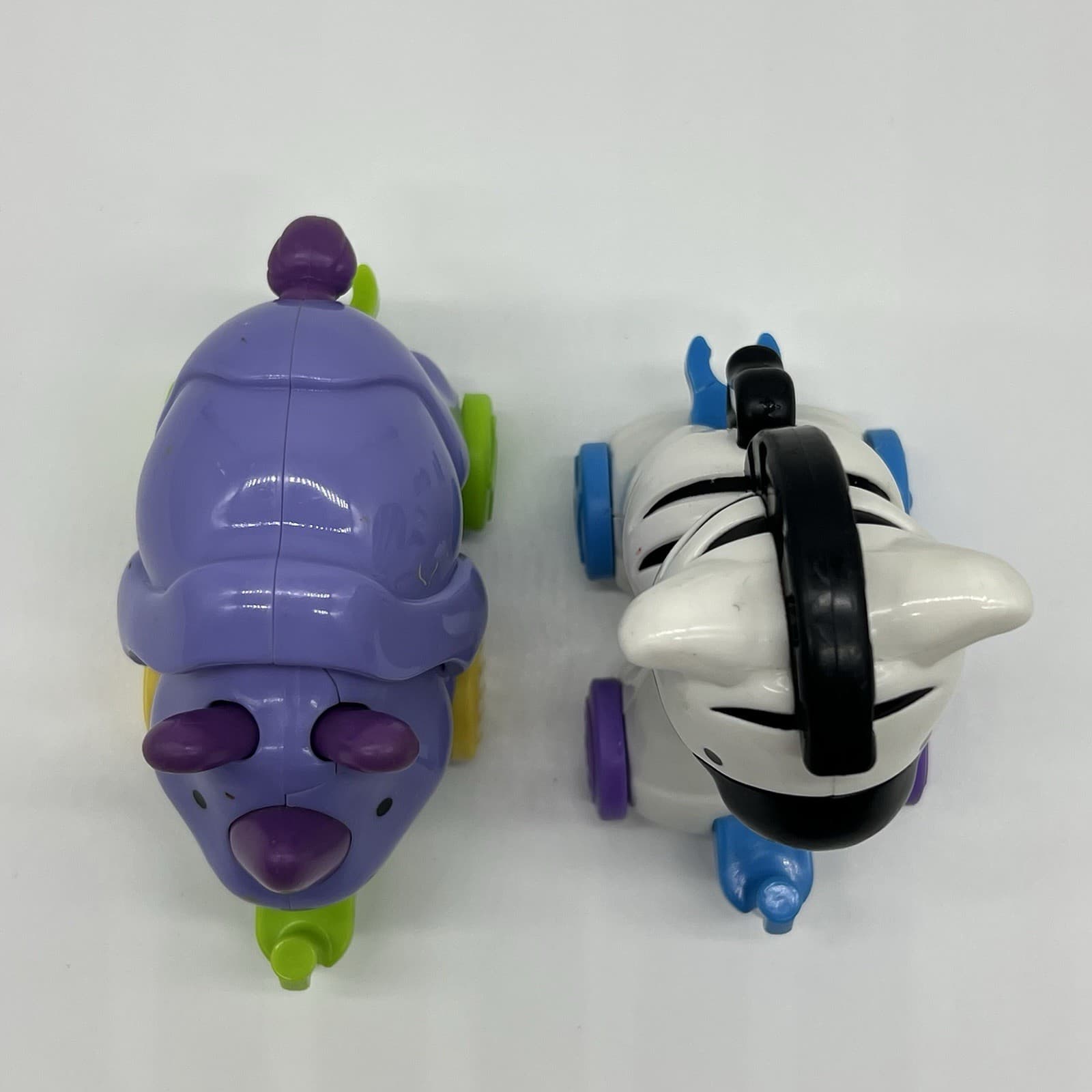 Fisher-Price Amazing Animals Zebra and Rhinoceros Train Cars Lot Of 2 5