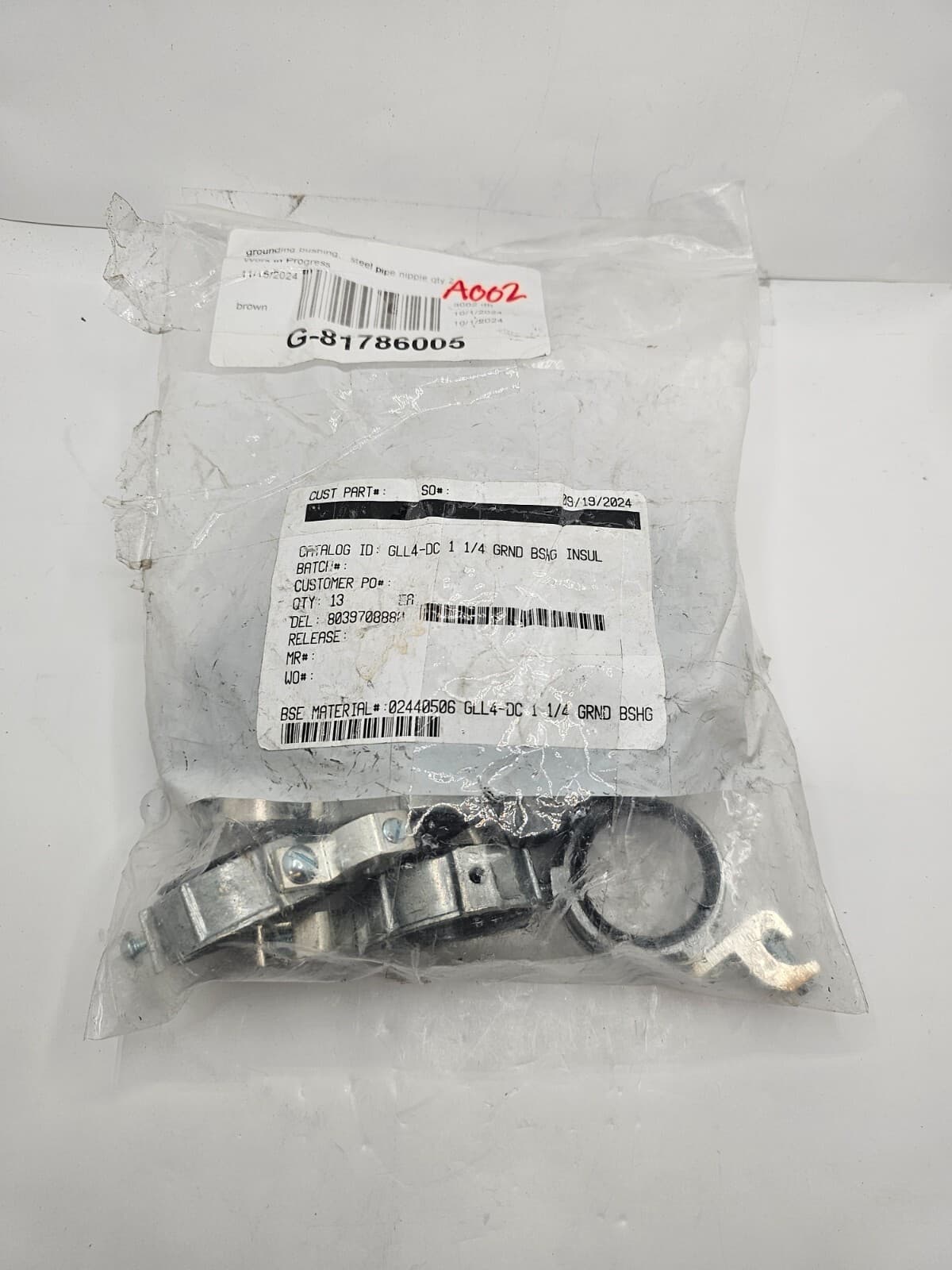 (QTY 13) GLL4 DC, Conduit Grounding Bushing, 1 1/4 Insulated 2