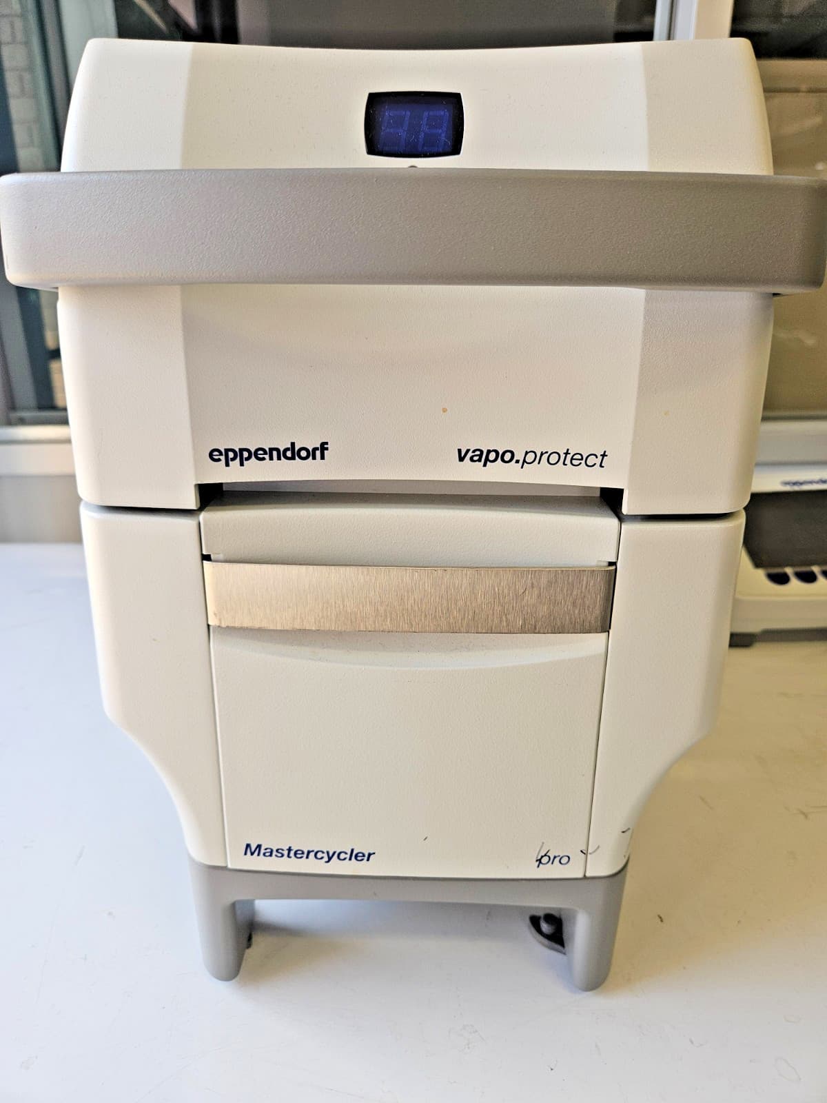 Eppendorf Mastercycler Pro Vapo.Protect Thermal Cycler w/ System Controller 3