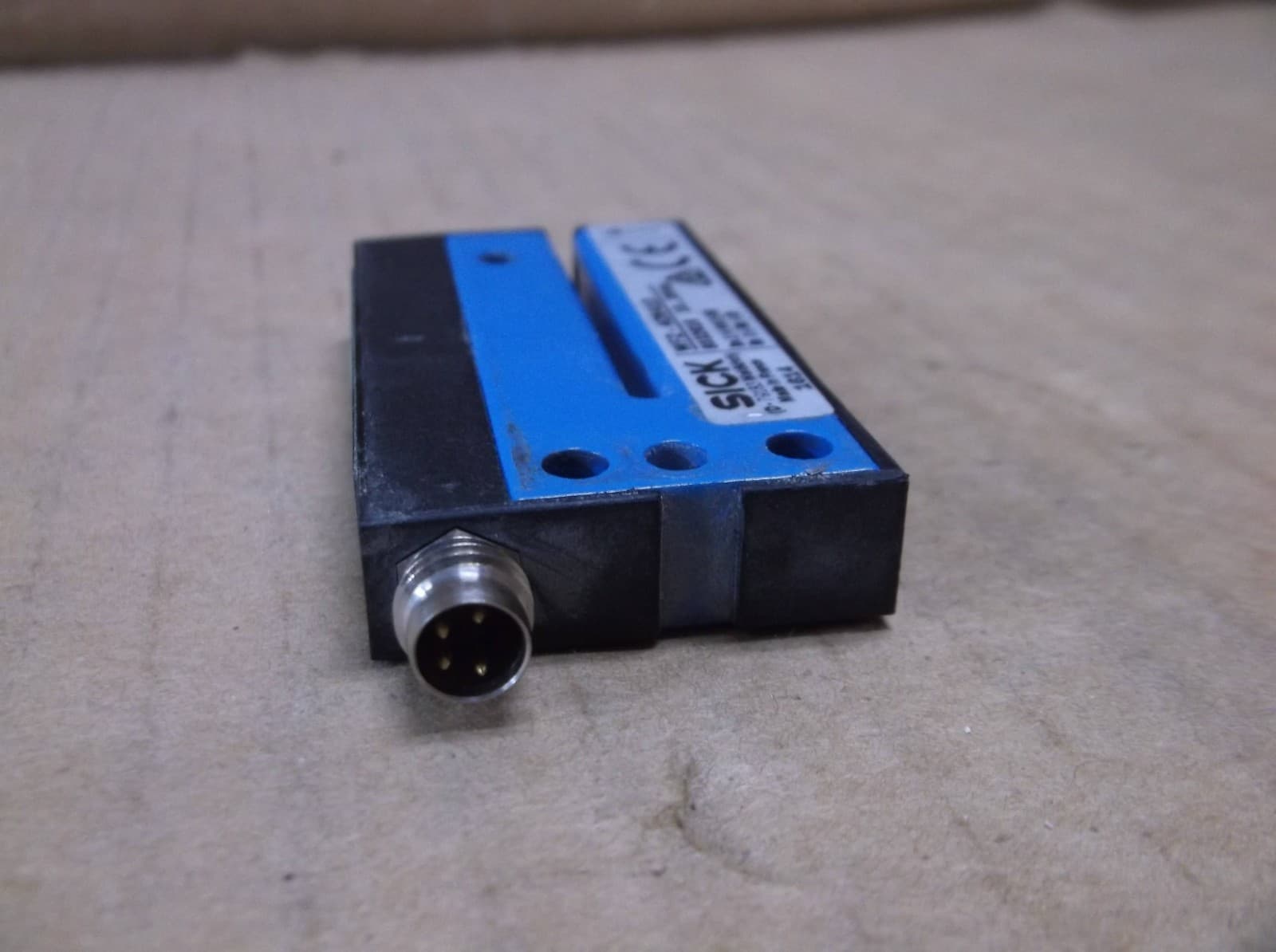 WF2-40N410 Sick Slot Fork Photoelectric Sensor Switch 6032616 3