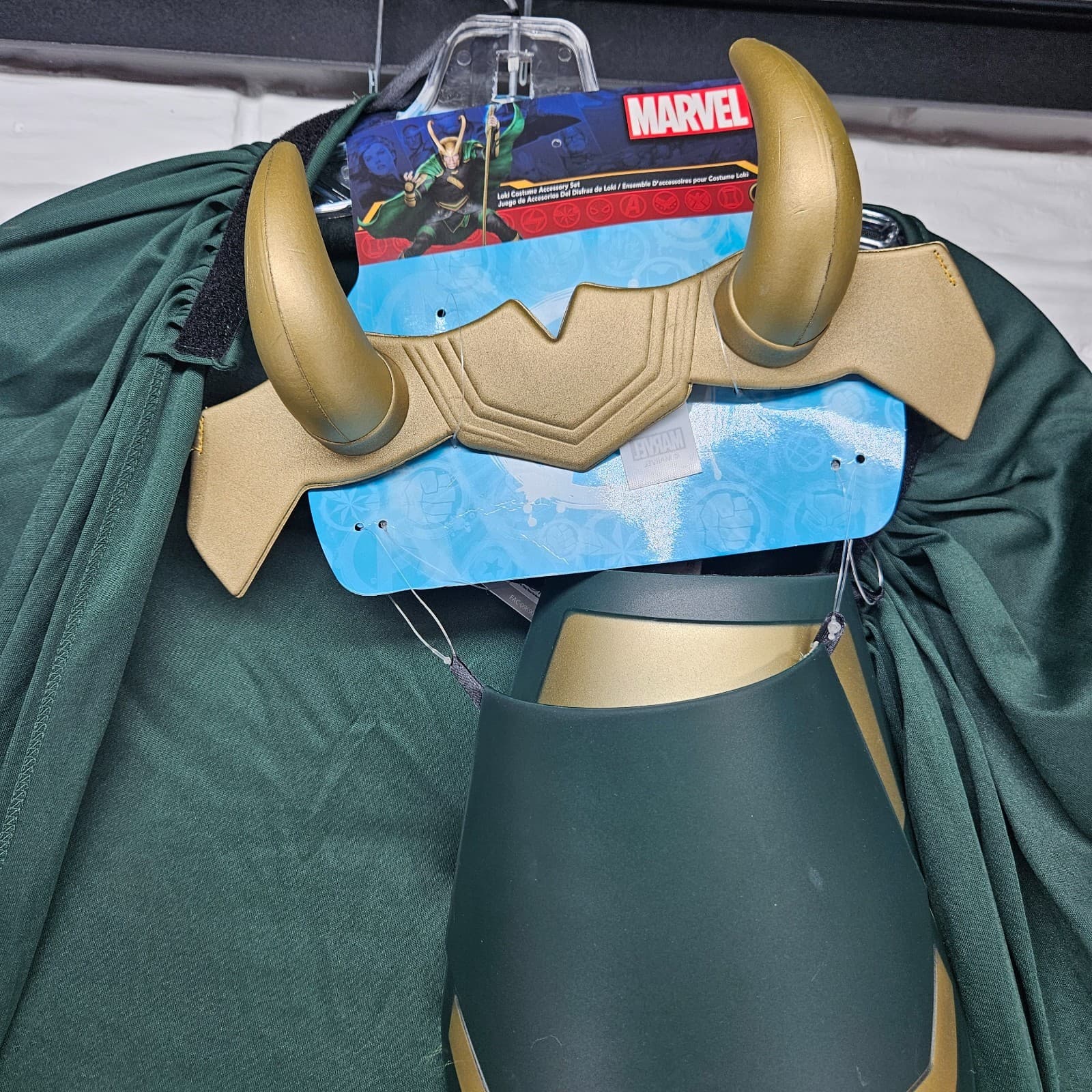 Disney Store LOKI COSTUME CAPE CROWN Set Adults OONE SIZE Halloween Cosplay NEW! 2