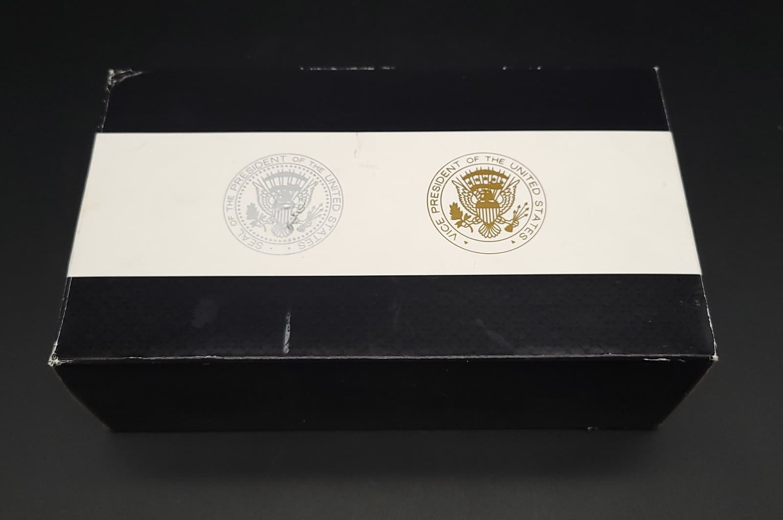 President Joe Biden & VP Kamala Harris Signed Cross Gift Pen Set - White House 4
