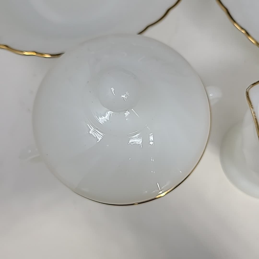 Vtg Anchor Hocking Fire King Swirl Milk Glass Creamer Sugar Platter Bowls Set 5 4