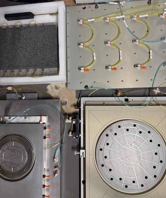 200mm & 300mm Wafer Chucks Zone Vac System Semiconductor Production Station 2