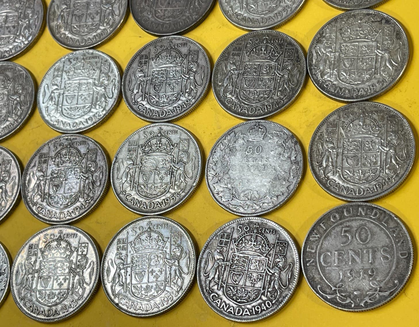 Assorted Early Canada 50 Cents 20 Silver Coins Lot High Value 090125 3