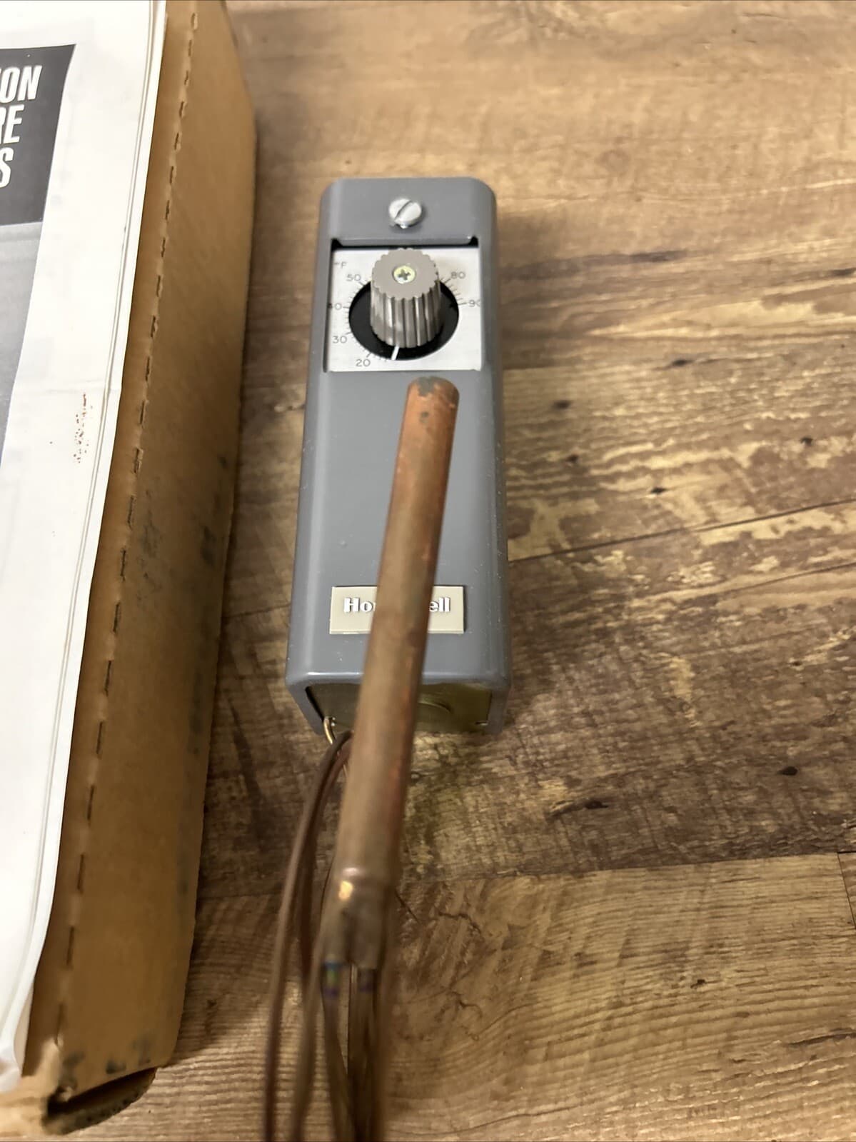 Honeywell-T6031A 1011 -Remote-Bulb-Refrigeration Controller 3