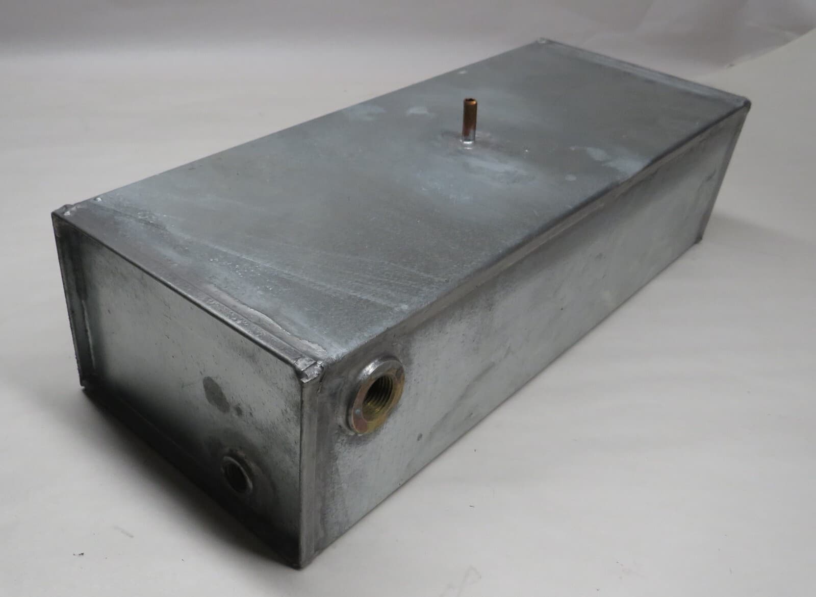 1.5 to 2 Hp Hercules Engine Gas Tank 2