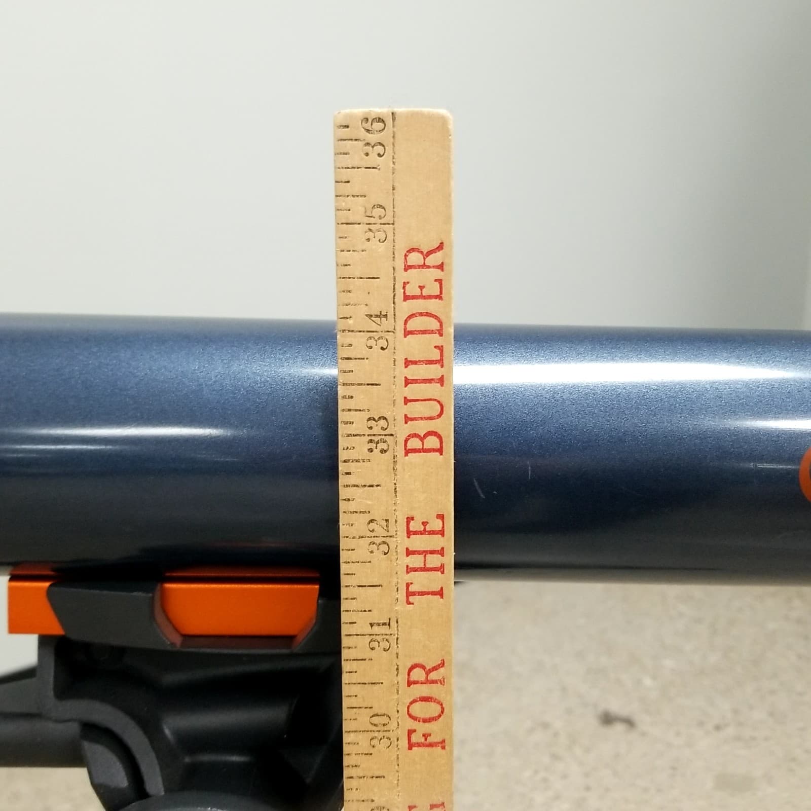 Celestron AstroMaster 70AZ 70mm Telescope w  Tripod UNTESTED 6