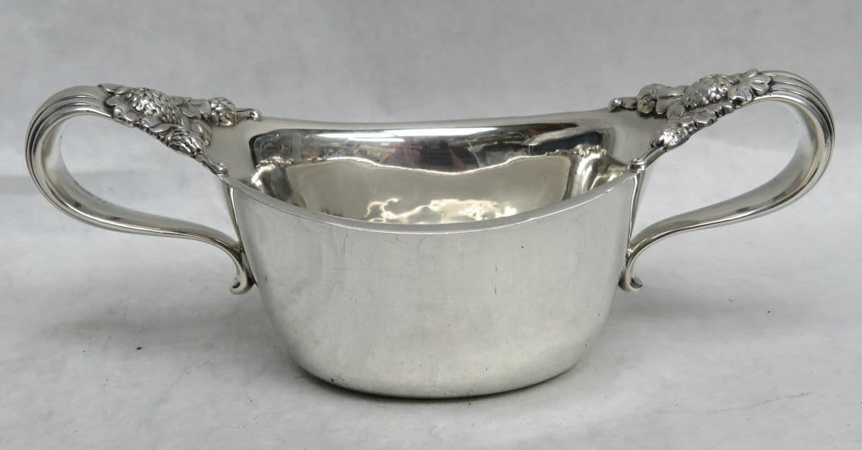 1899 FABULOUS TIFFANY & CO STERLING SILVER CLOVER SAUCE BOAT BOWL 3