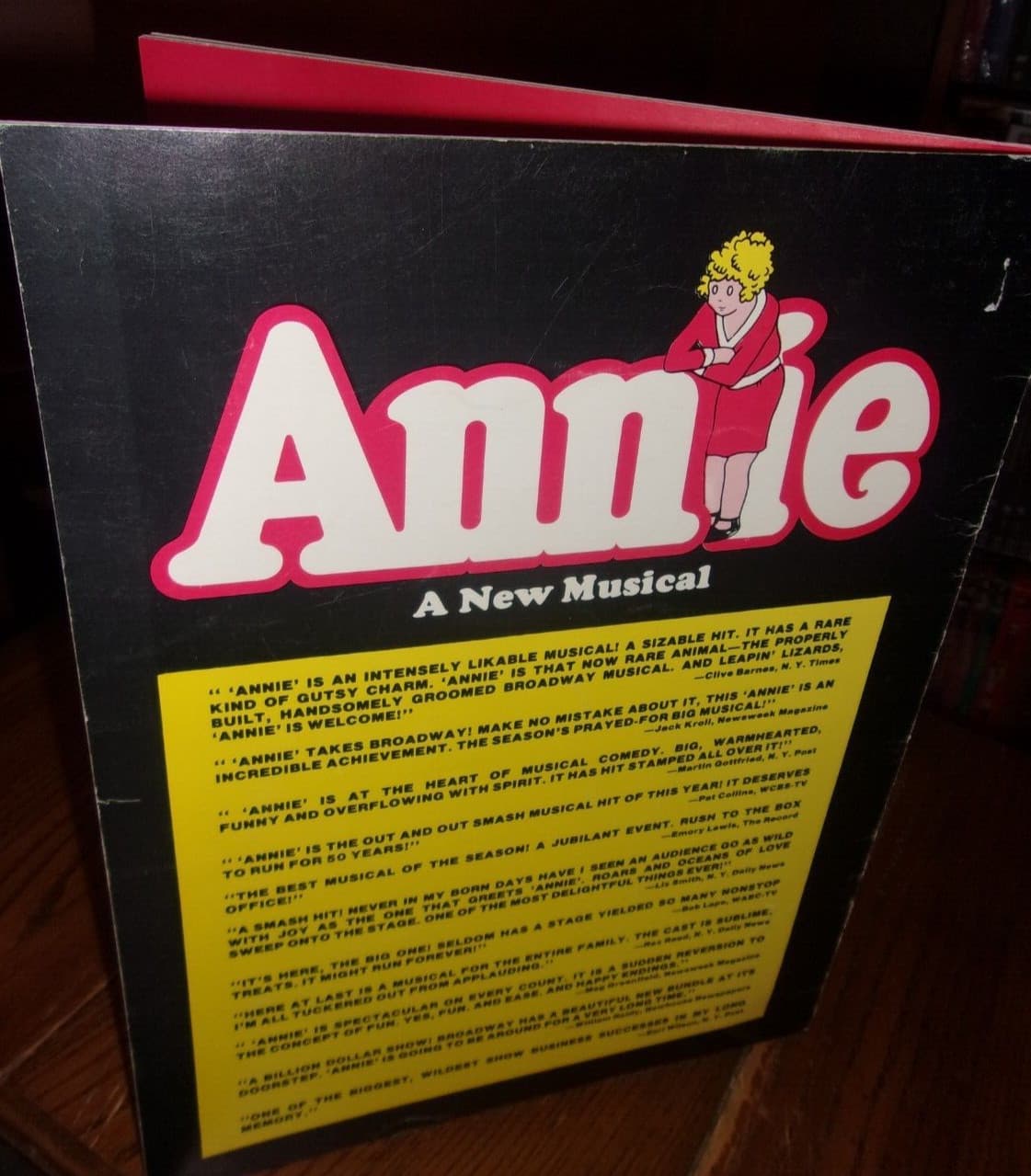 ANNIE A New Musical - Playbill / Program 1977 date STROUSE / CHARNIN 4