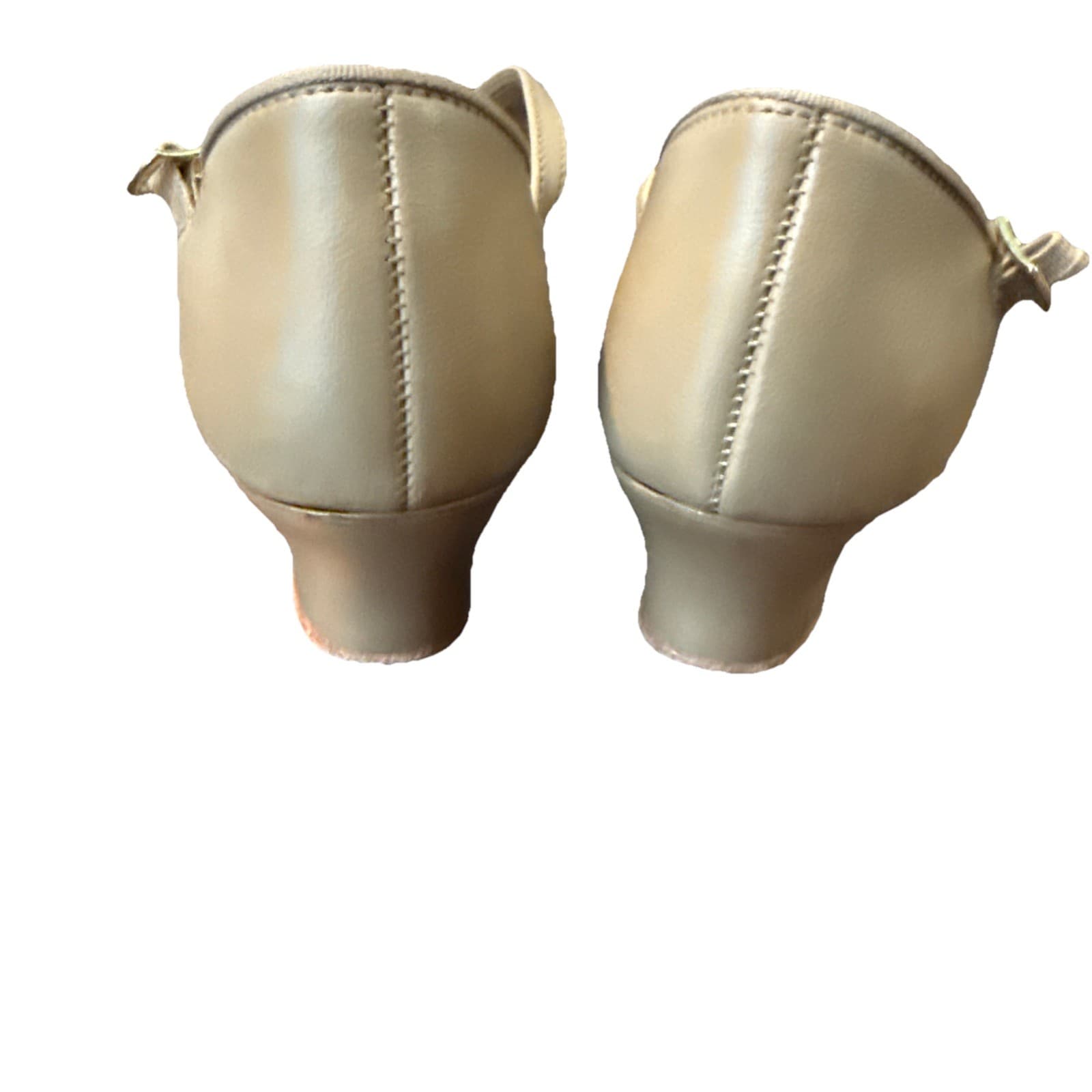 Capezio Character Shoes 1 1/2 Inch Heel Tan, Size 7 1/2m for Dance 5