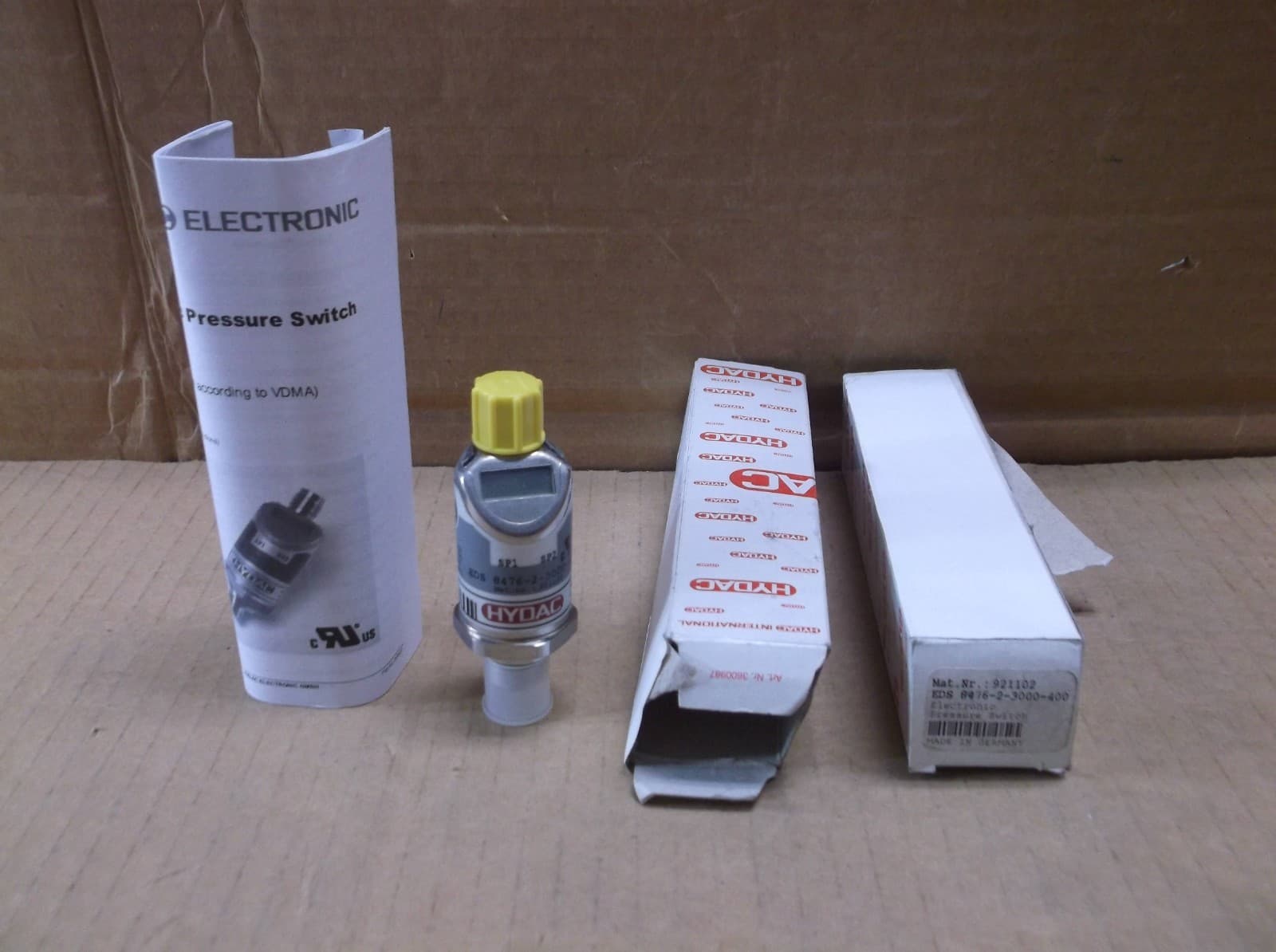 EDS 8476-2-3000-400 Hydac NEW In Box Pressure Switch Sensor 921102