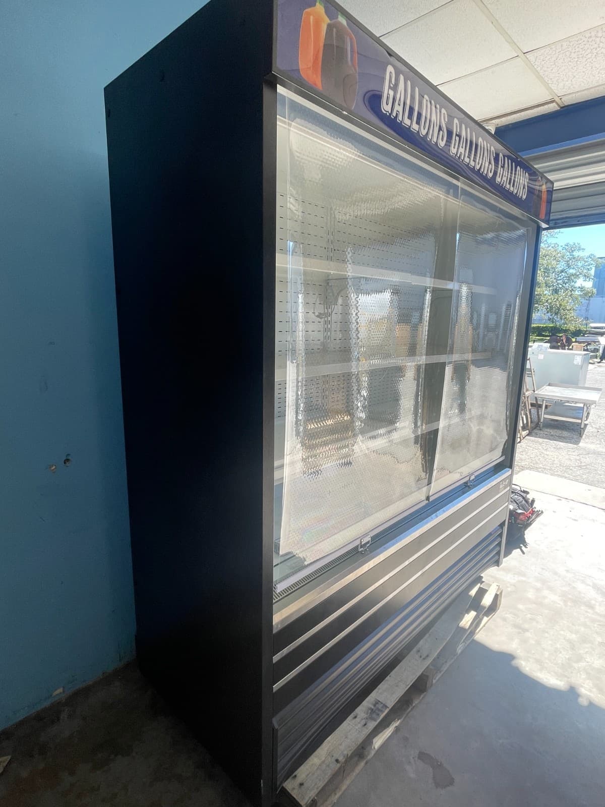 2023 Turbo Air TOM-72EB-N Vertical Open Air Cooler - 8018 3