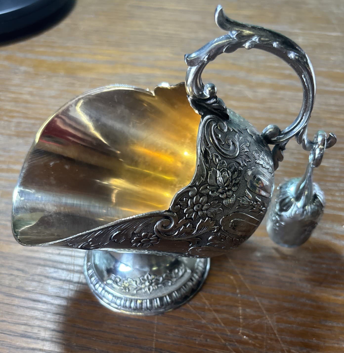 Elegant Vtg. Leonard Silver-Plated Sugar Scuttle with Scoop - Made in Japan 4