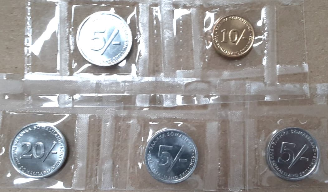 2002-05 Somaliland 5 Coin UNC Set (5, 10 & 20 Shillings) Sealed in Plastic 2