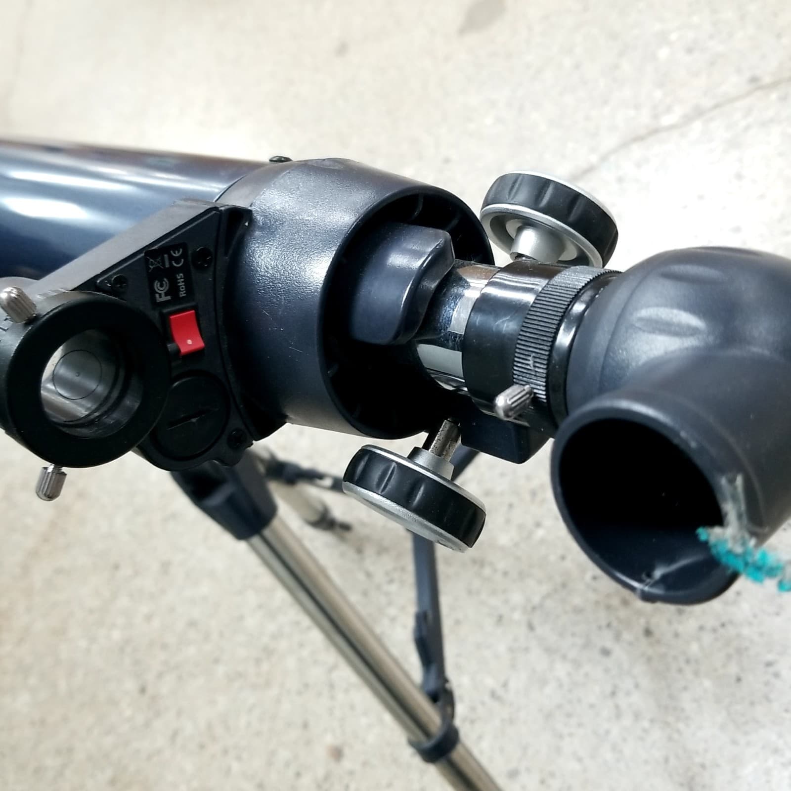 Celestron AstroMaster 70AZ 70mm Telescope w  Tripod UNTESTED 5