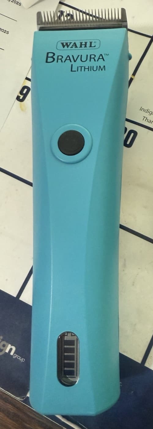 Wahl Bravura Pro Lithium Cordless Animal Clipper Turquoise -lightly used 2