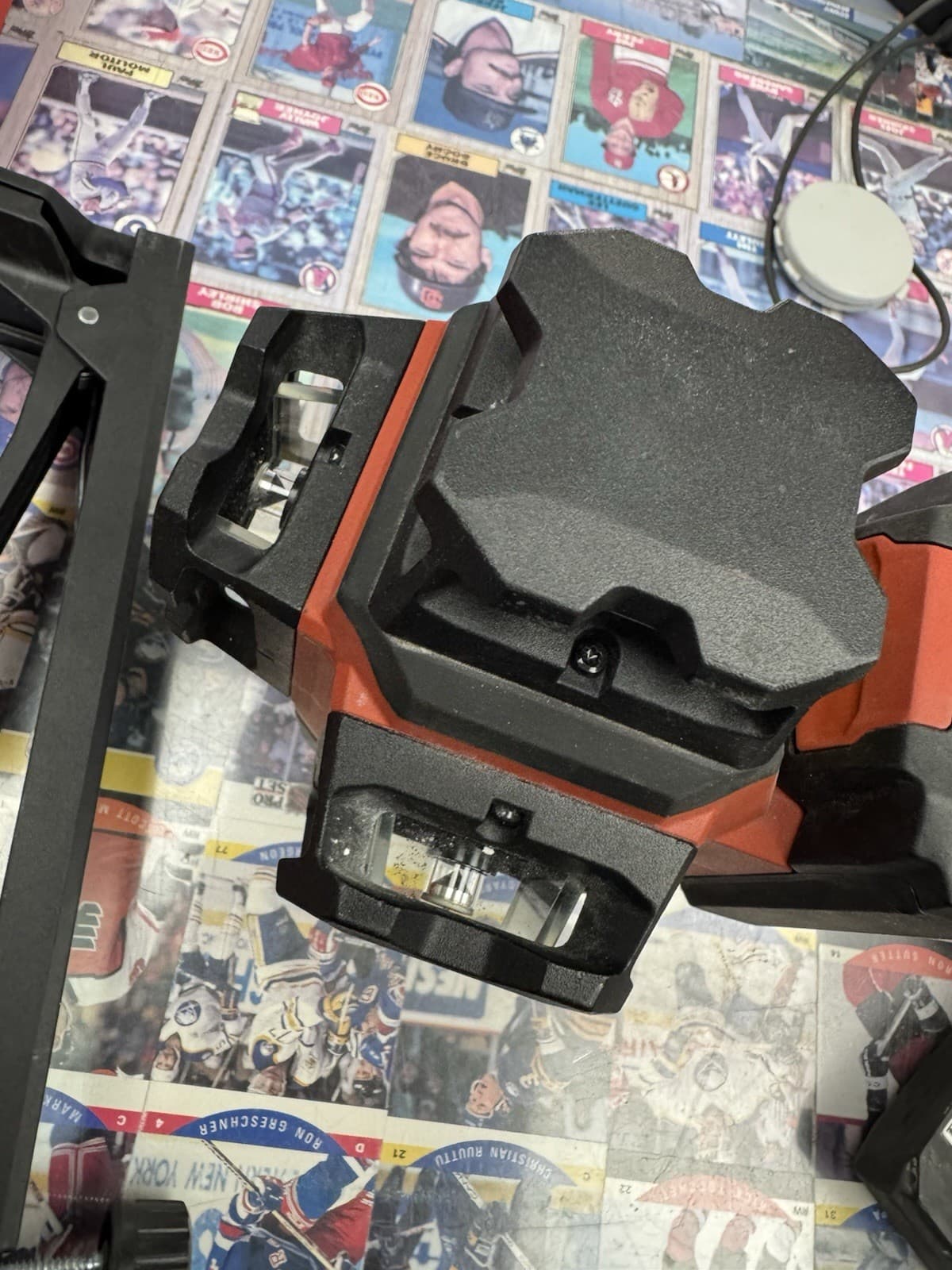 Hilti PM 30-MG Multi Line Laser Level With 2 Batteries Green Laser Works Great 6