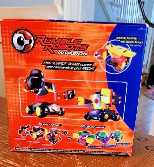 Rumble Robots knight slugnoid  Red army  Fighting Robots 2001 trendmasters mib 3