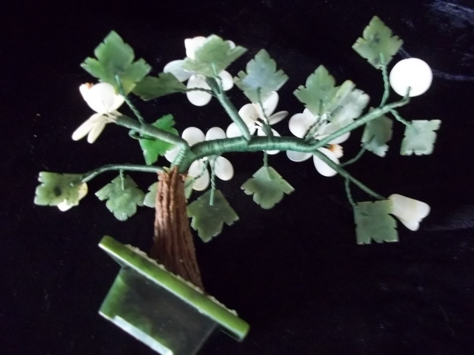 Vintage Mother of Pearl Chinese Bonsai Tree Jade Style Agate Carved stone 7.5" 2