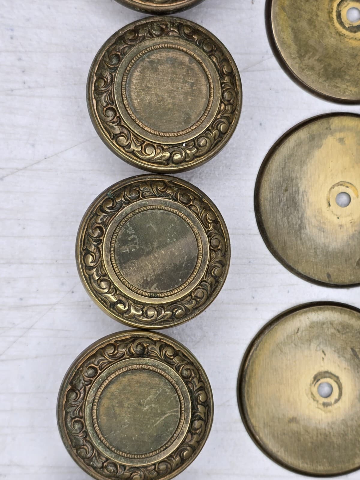 Vintage Brass Knobs Ornate Backplates Lot 8+6 VCR Italy Victorian Style Full Set 4