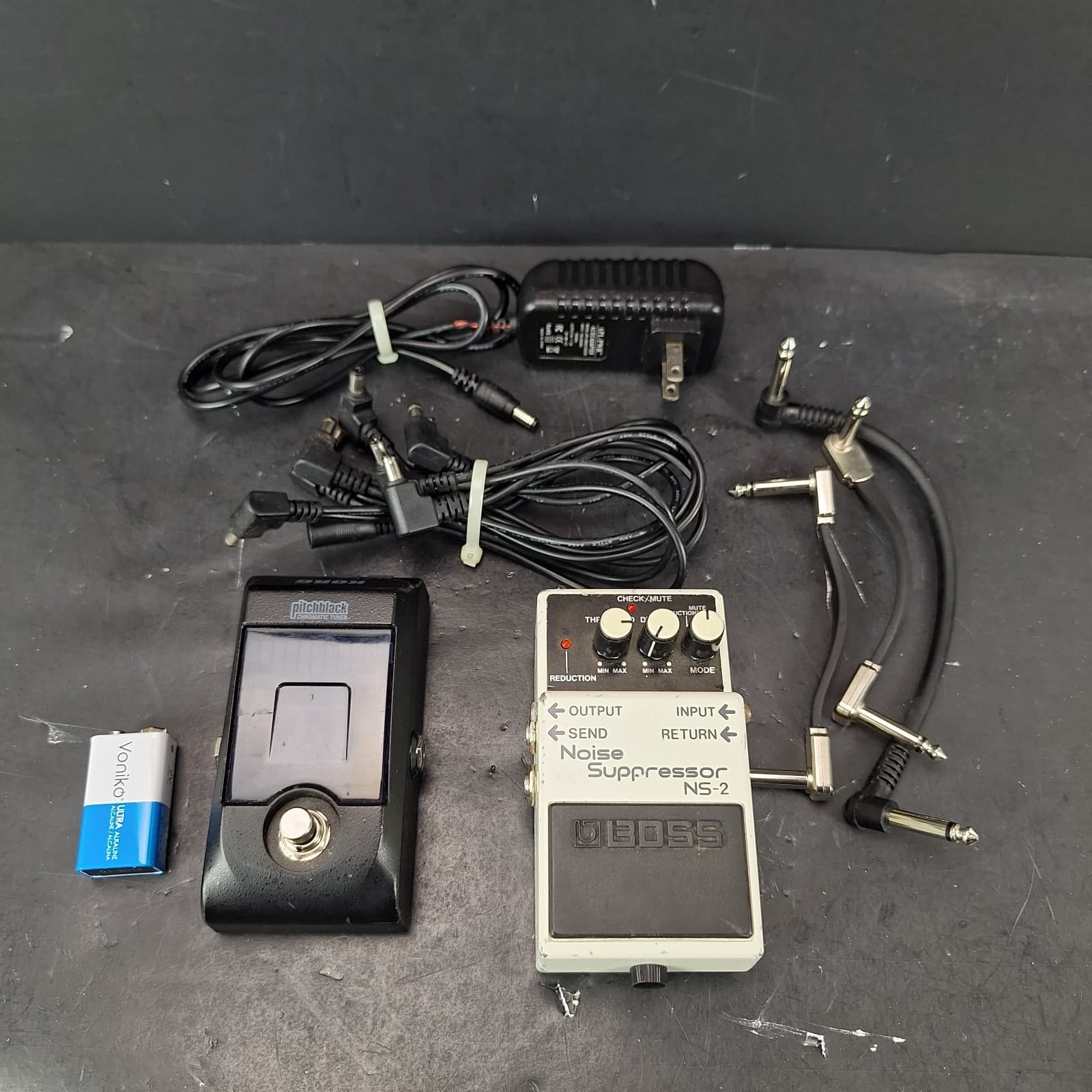Boss NS-2 Noise Suppressor & Korg PB-01 PitchBlack Chromatic Guitar Pedals