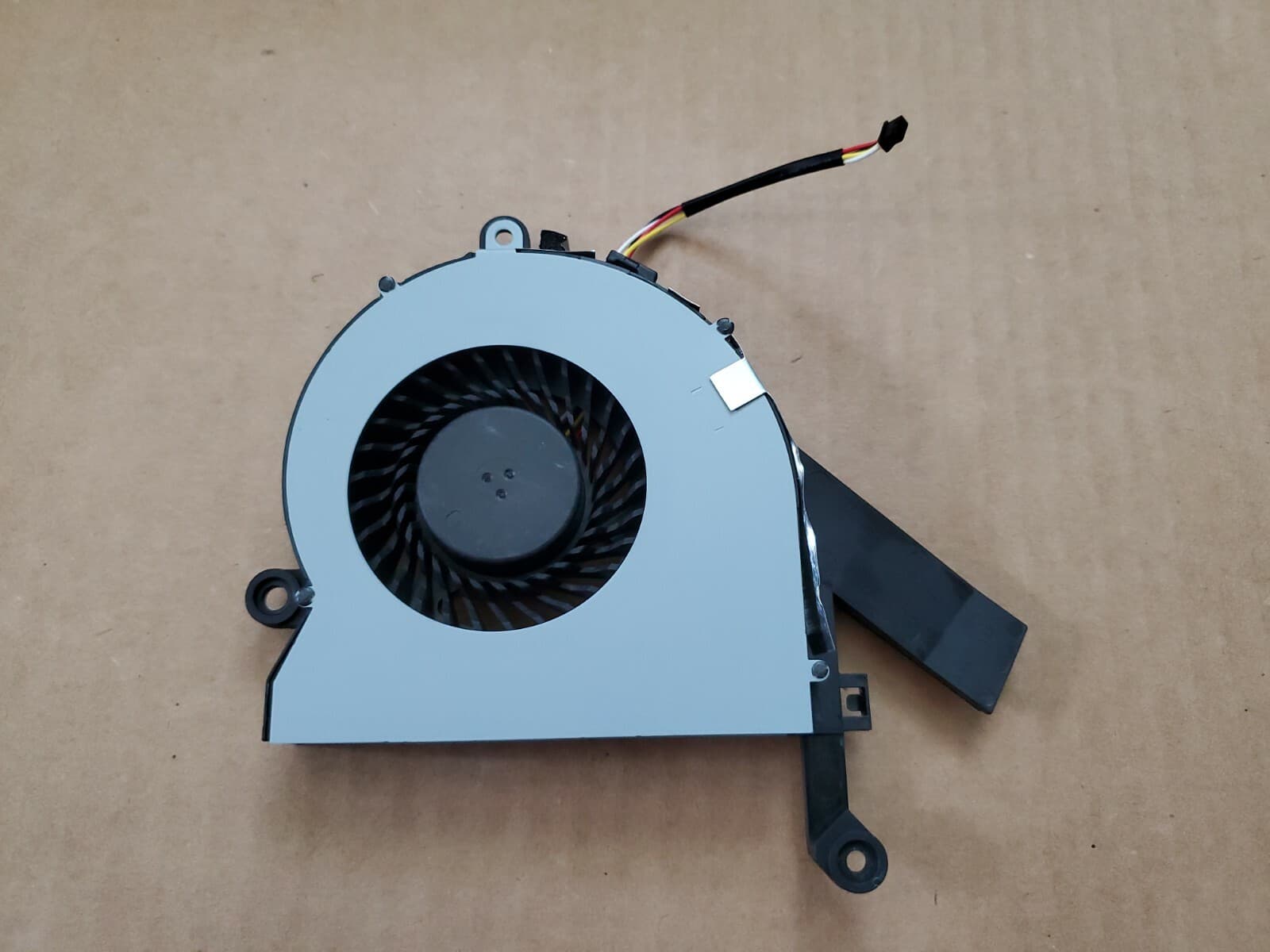 Delta HP 22-D 24-D All in One CPU Cooling Fan BSC0905HD-01 DTA46N97TP403C 4