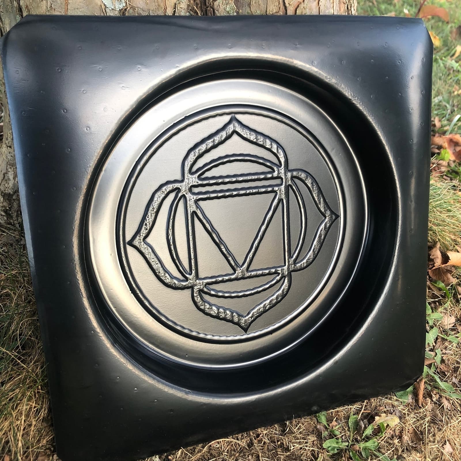 Root Chakra Stepping Stone Mold, Plastic Mold for Concrete or Cement 2