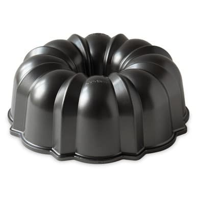Nordic Ware Original ProCast Bundt® Pan