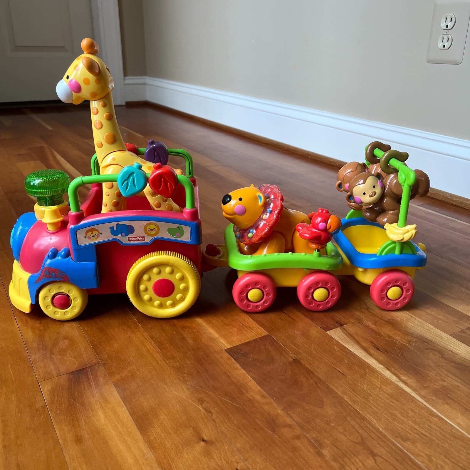 Fisher Price Amazing Animals Musical Sing Go Choo Choo Train 12 Animals Toy 2