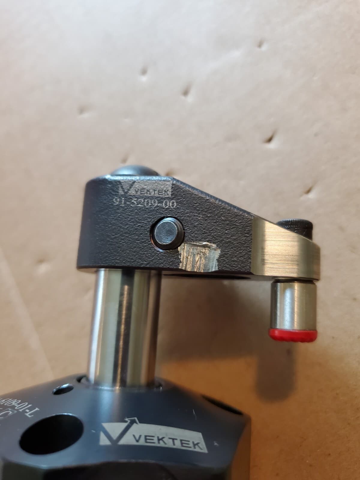 Vektek 14-6109-01-L Tuffcam Swing Clamp Brand New 91-5209-00 Clamp Included 3