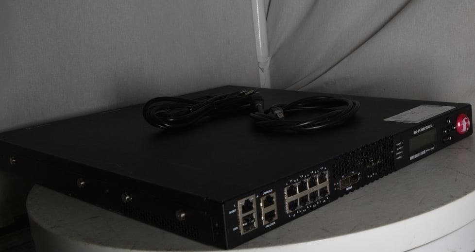 F5 BIG-IP 2000 Traffic Manager Load Balancer SEE NOTES 2