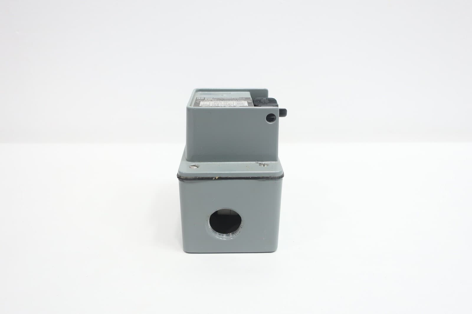 Square D 2510-KW2 Manual Motor Starting Switch 30a 3