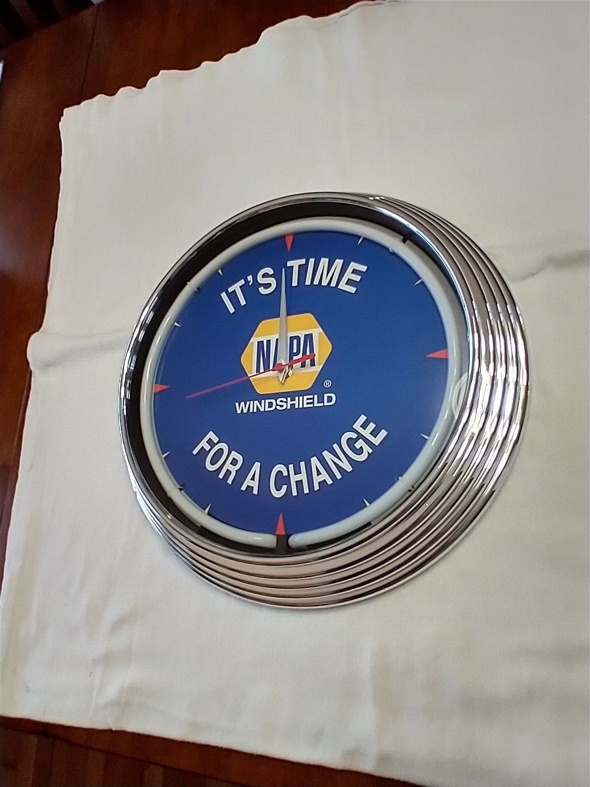 Napa Auto Parts NEON WALL CLOCK "TIME FOR A CHANGE" WIPER BRAND NEW IN BOX 3