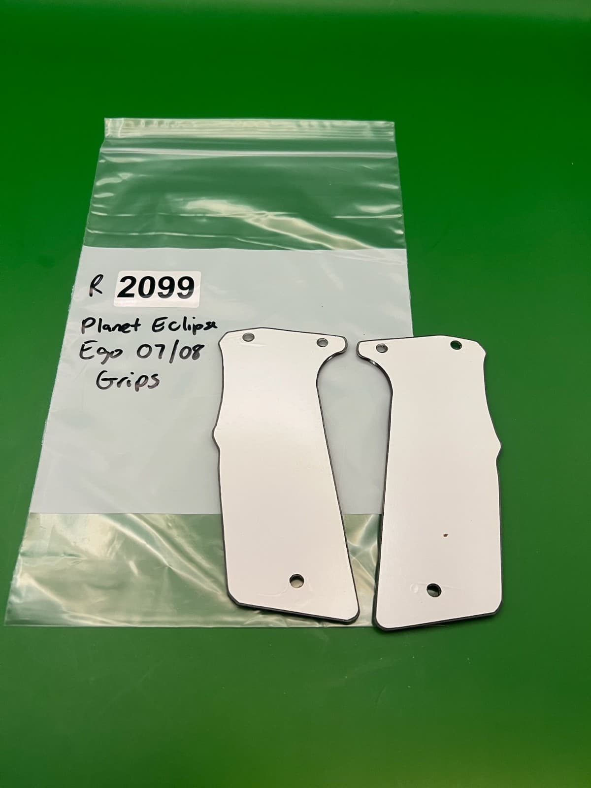 Planet Eclipse Ego 07/08 Grips 2