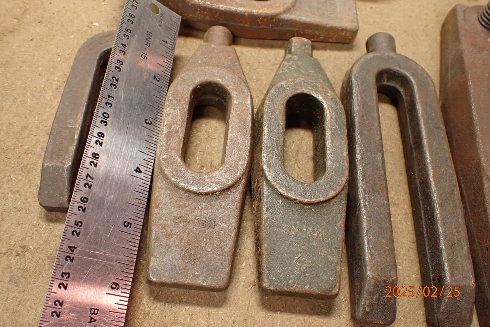 PILE OF ARMSTRONG VULCAN OTHER MACHINIST WORK HOLDING HOLD DOWN FINGERS 2