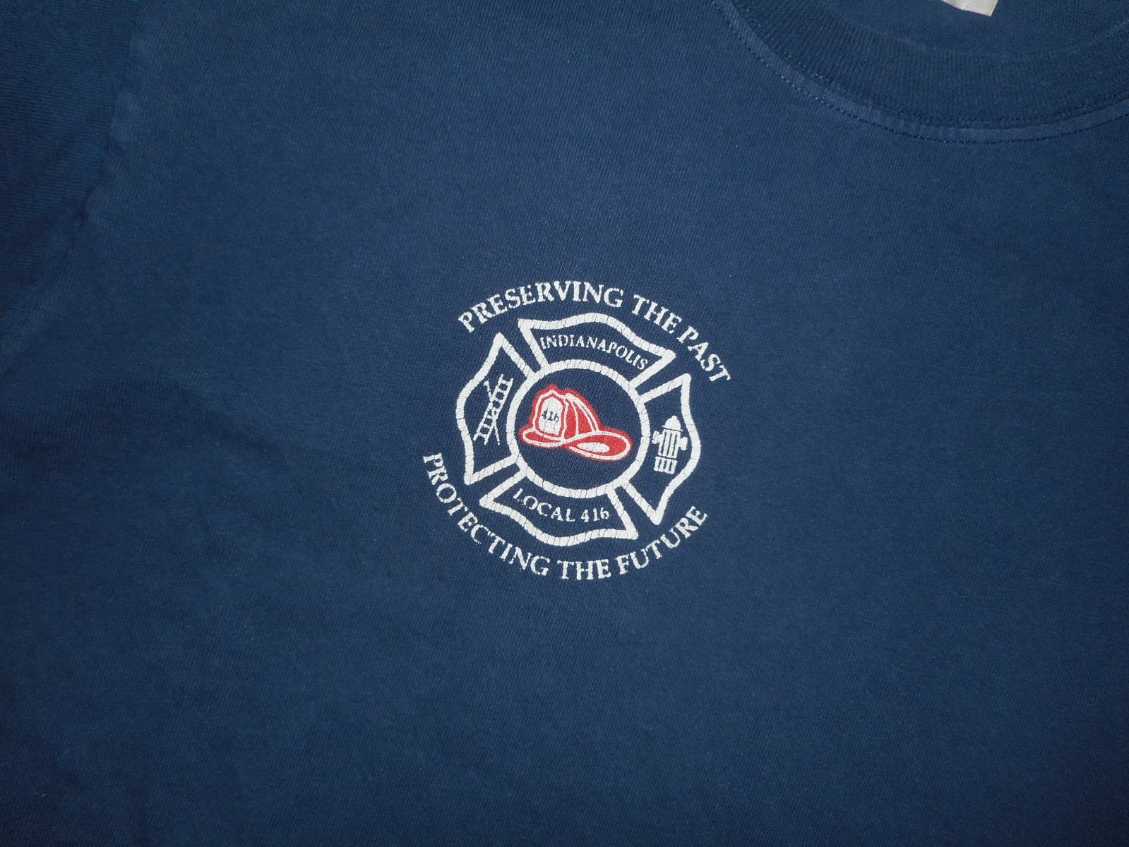VINTAGE INDIANAPOLIS FIRE DEPARTMENT MUSEUM T-SHIRT - SMALL (TAG MED) - RARE - 4