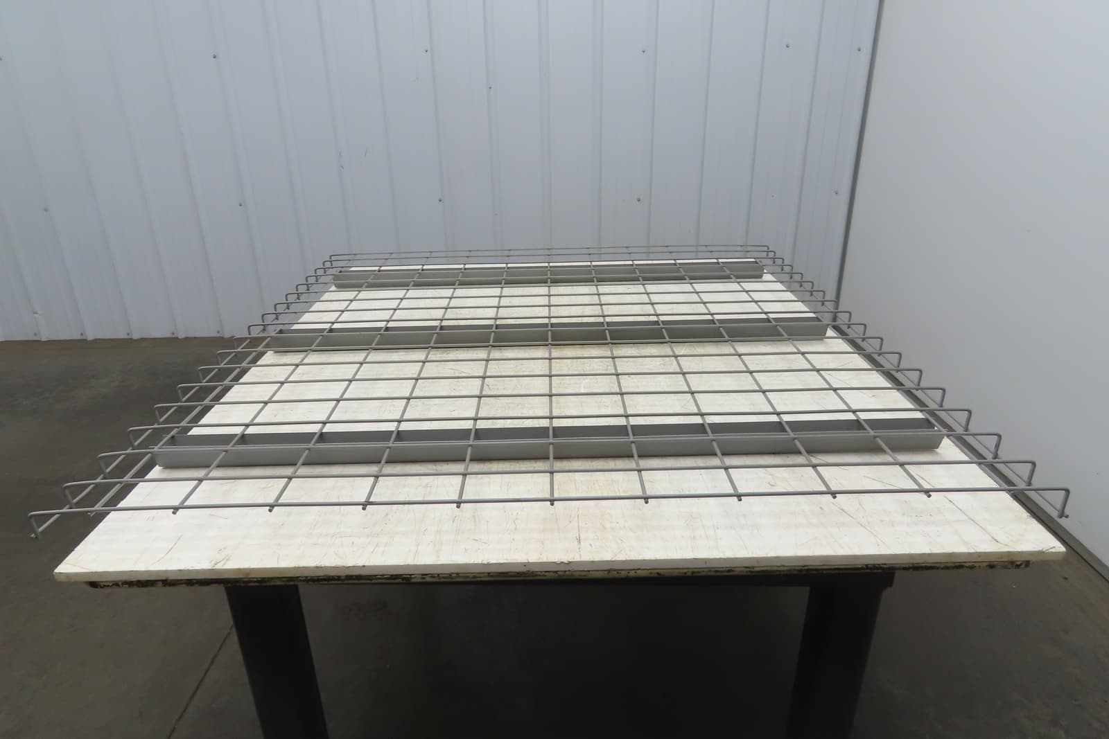New Pallet Rack Wire Deck 44x46" Waterfall 3 Step Channel Racking 2500lb Mesh 2